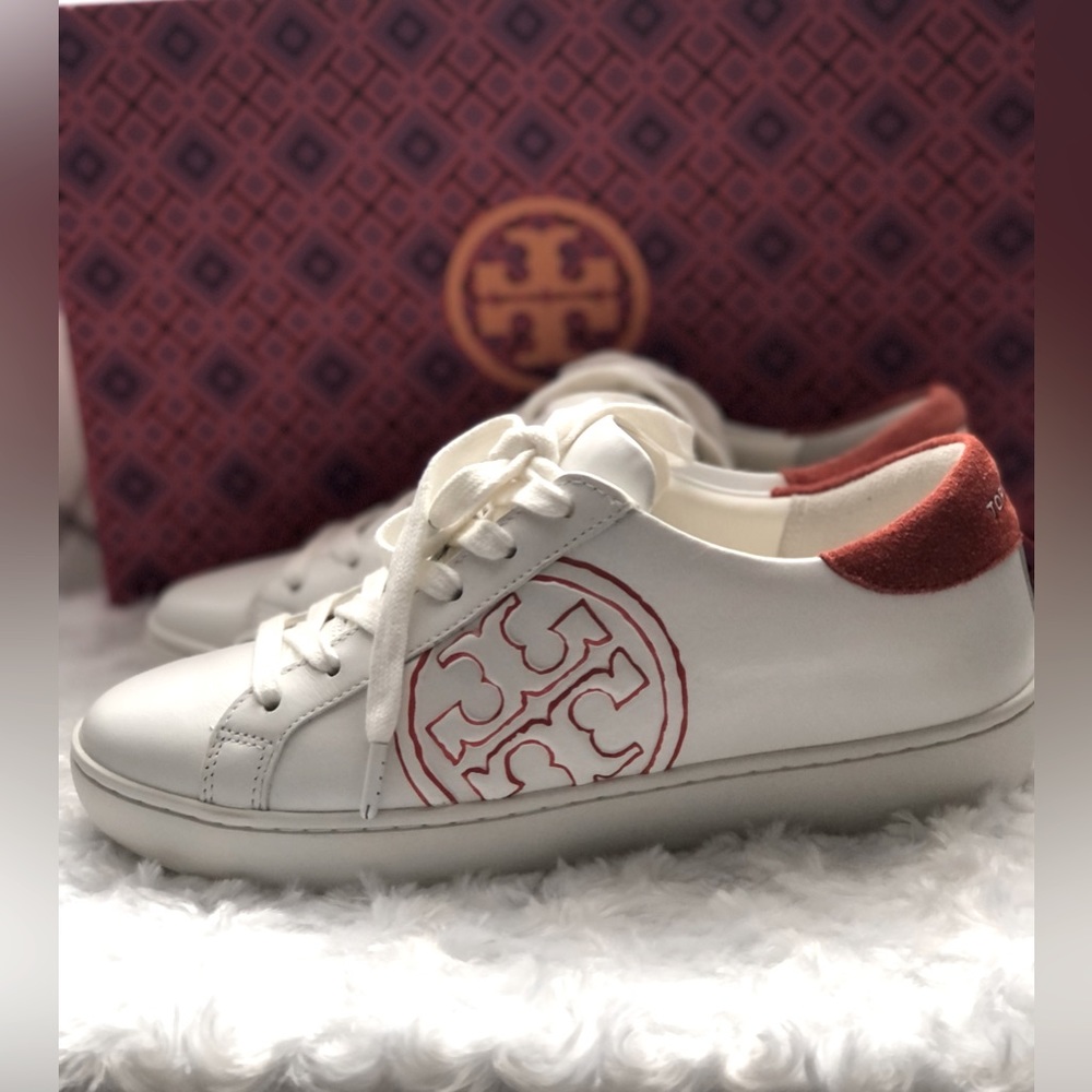 Tory Burch T-Logo Lace-Up Sneaker